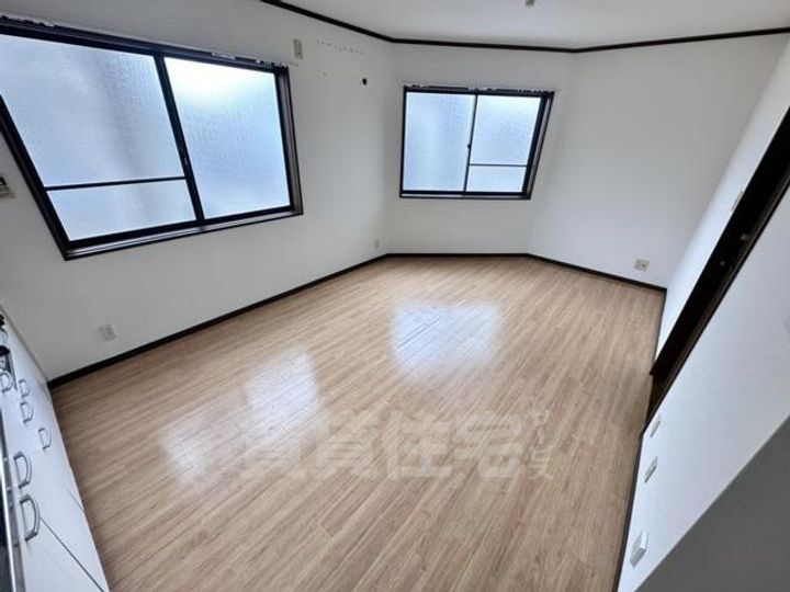 兵庫県尼崎市東難波町3丁目(一戸建)の賃貸物件の居間