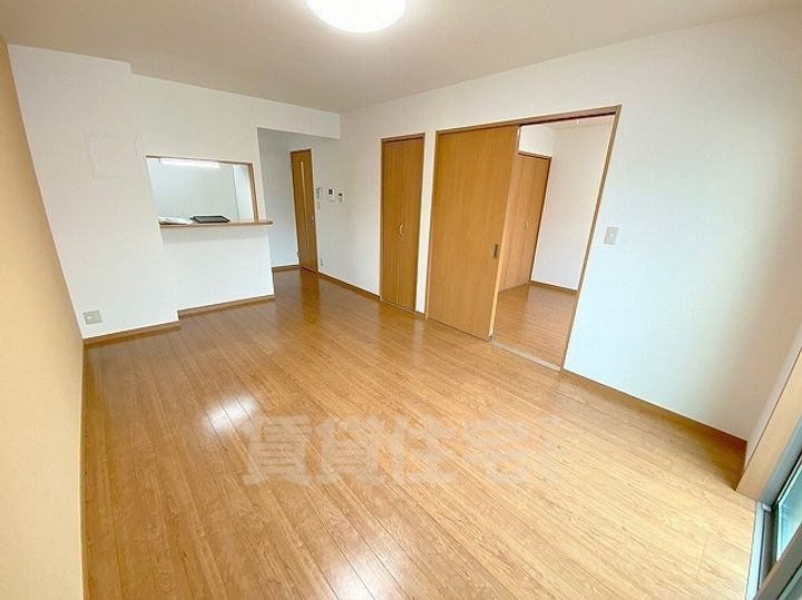 アムールラックの居間