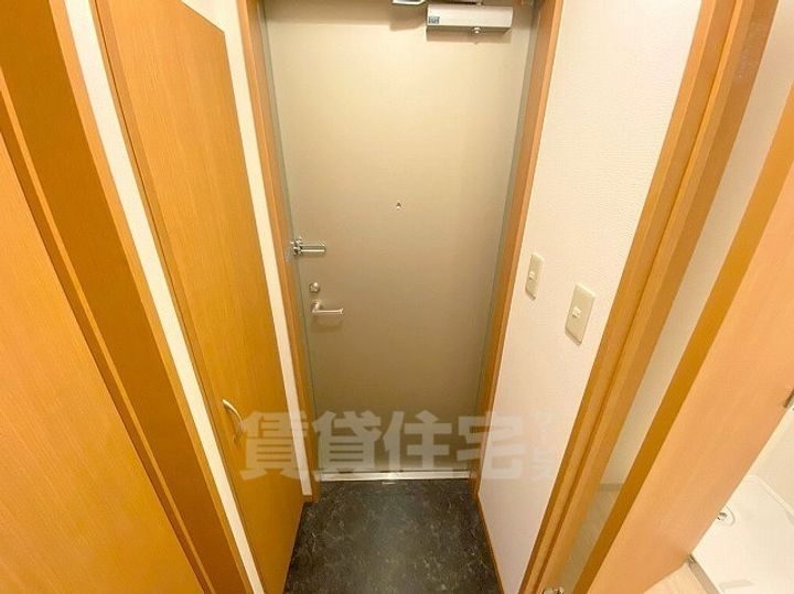 アムールラックの玄関