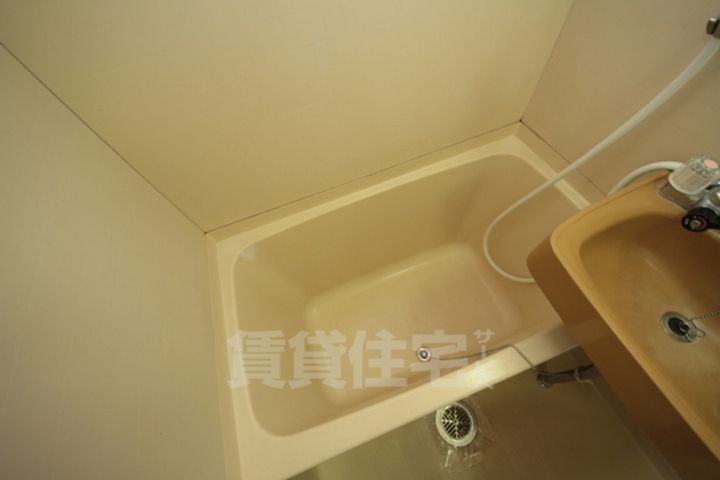 シティーエステート南紀寺203の風呂