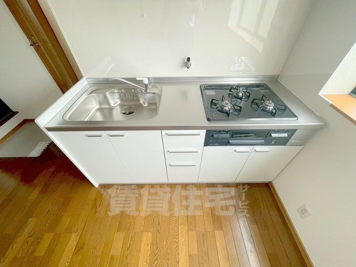 大阪府八尾市東山本町6丁目の賃貸アパートのキッチン