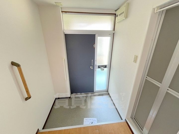 パル恵我之荘の玄関