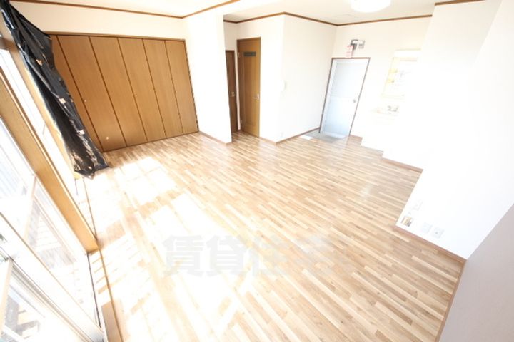 マンションヒライ208の居間