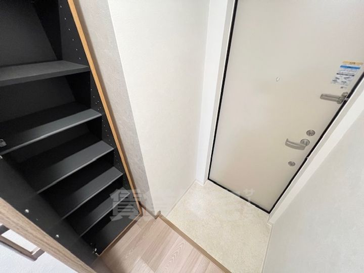 Feliz高石千代田の玄関