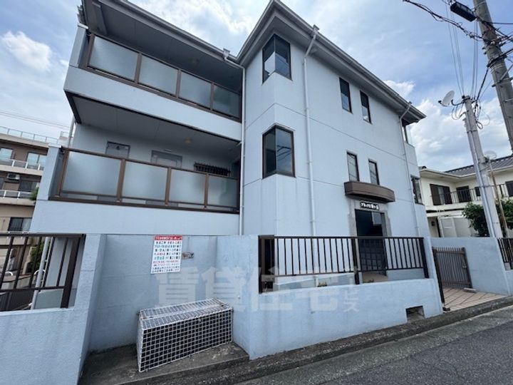 アネックス泉ヶ丘201の外観