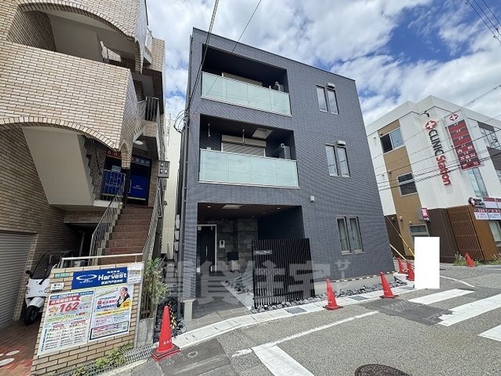 兵庫県西宮市門戸荘の賃貸アパートの外観