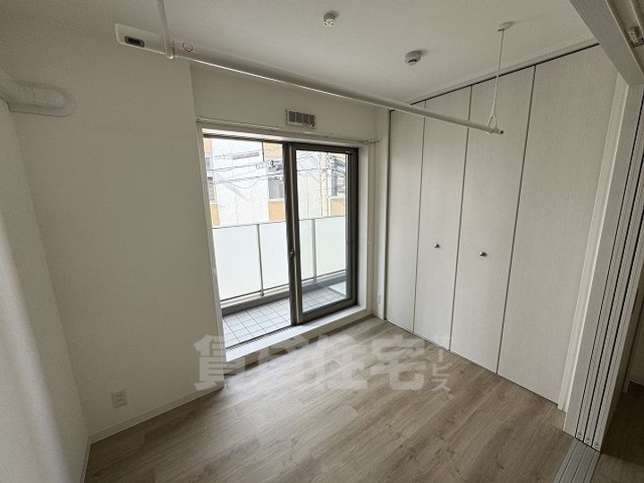 兵庫県西宮市門戸荘の賃貸アパートの寝室