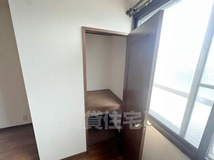 葛城マンションの内装