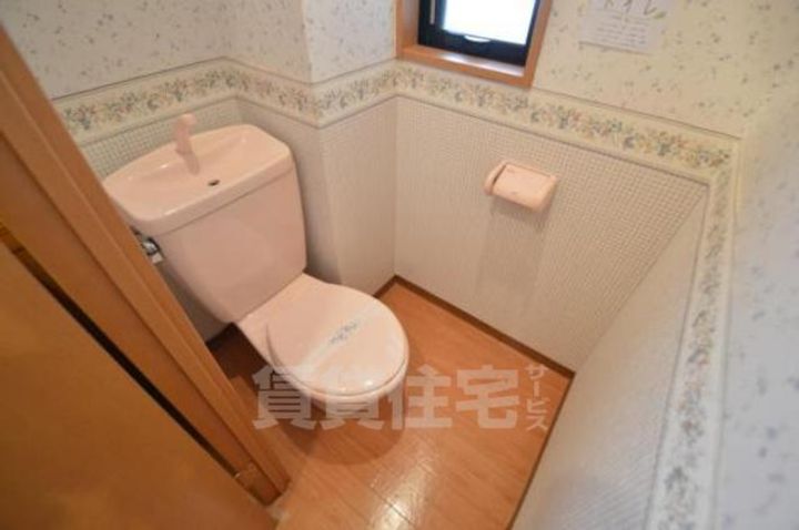 大阪府茨木市総持寺駅前町の賃貸マンションの内装