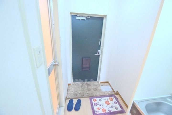 弘成エステートビルの居間