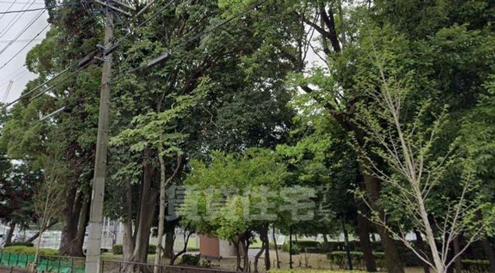 エスリード桜山ル・ヴェールの周辺