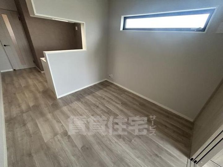 Gracias Court豊野町の居間