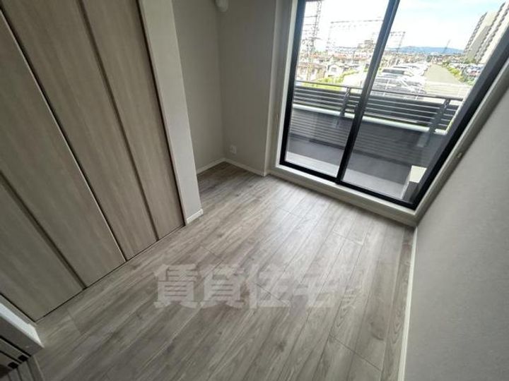 Gracias Court豊野町の居間