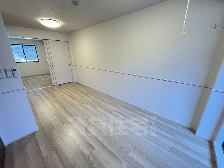 レジデンス・サツキ?の居間