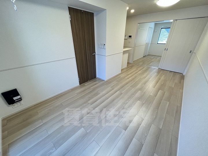 レジデンス・サツキ?の居間