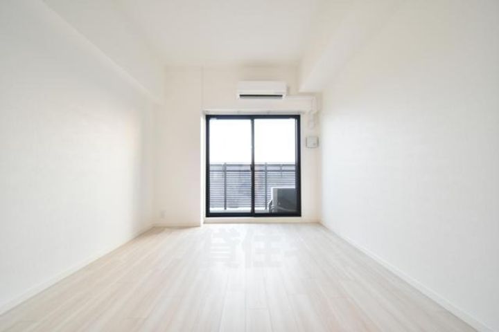S-RESIDENCE堺市駅前の居間