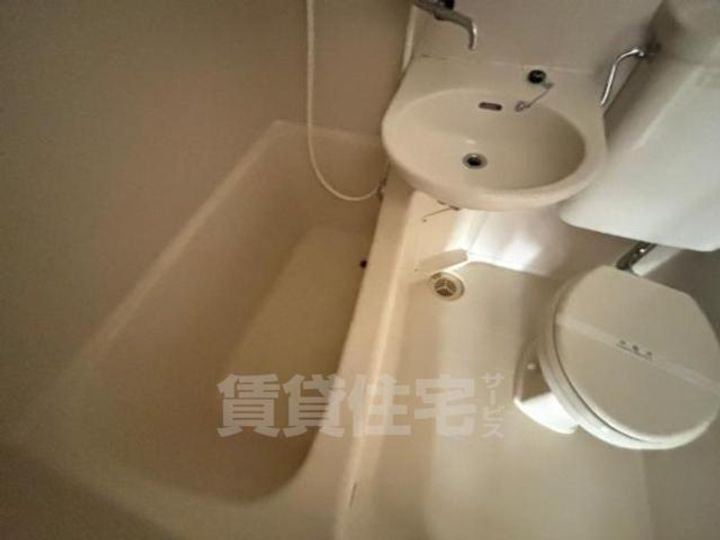 ハイツ蛍池A棟の風呂