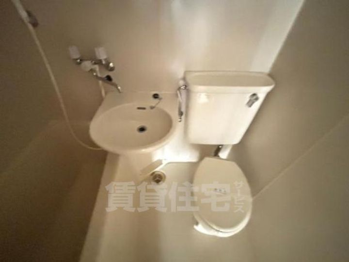大阪府豊中市螢池東町2丁目の賃貸マンションの内装