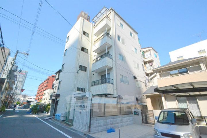 ハイツしんめいの外観