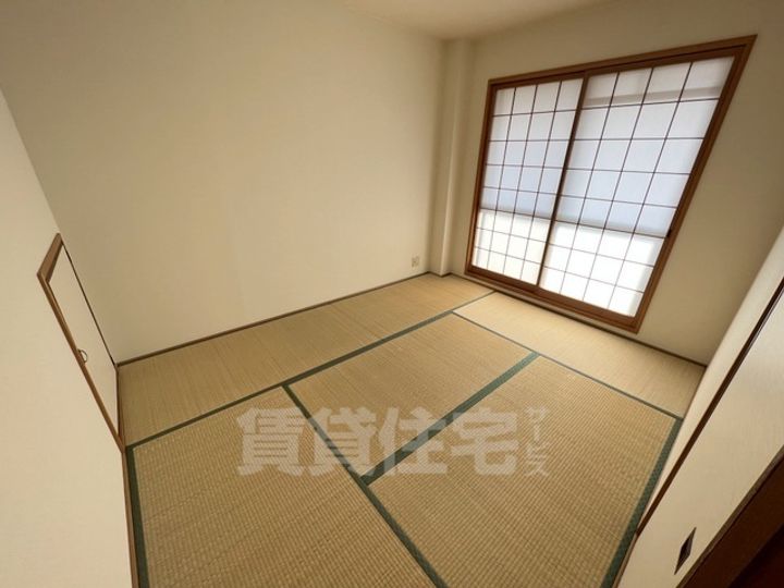 ファーストレジデンス平野4Aの内装