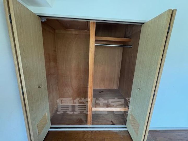 大阪府大阪市住吉区山之内4丁目の賃貸マンションの内装