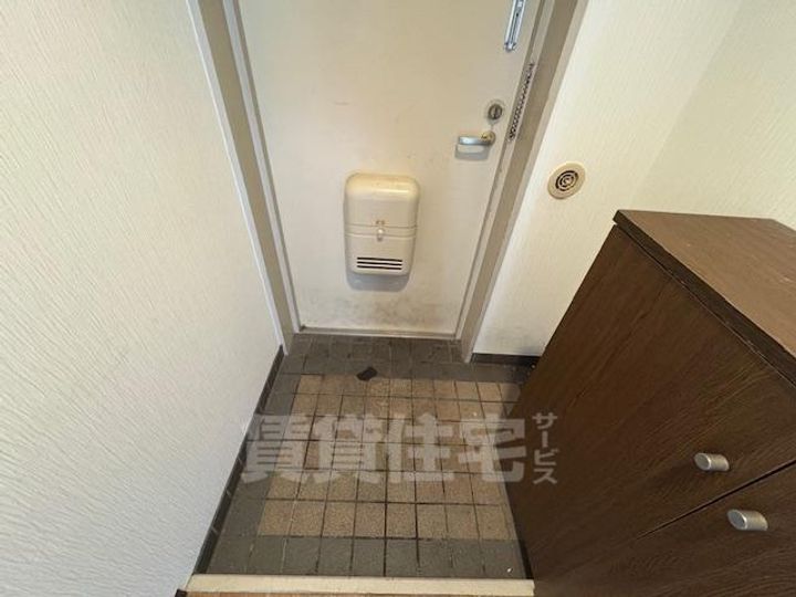 大阪府大阪市住吉区山之内4丁目の賃貸マンションの玄関