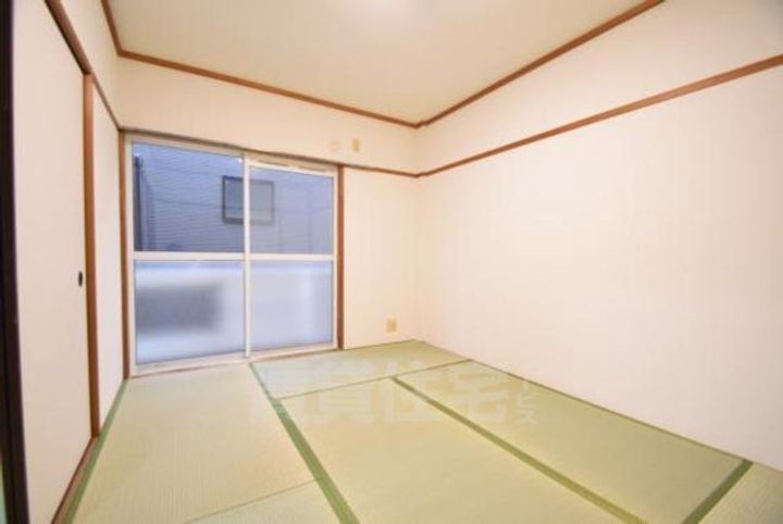 大阪府摂津市東別府2丁目の賃貸アパートの寝室