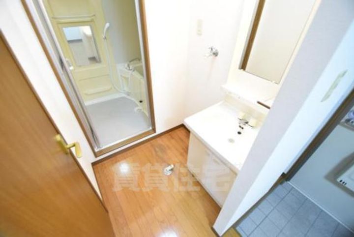 大阪府摂津市東別府2丁目の賃貸アパートの内装