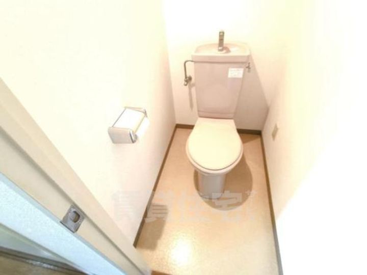 大阪府豊中市西泉丘1丁目の賃貸マンションの内装