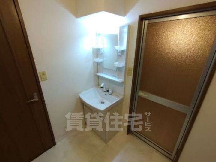 大阪府吹田市山田東1丁目の賃貸マンションの内装