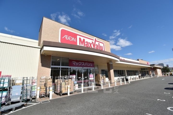 コスモ尼崎駅前通りの周辺