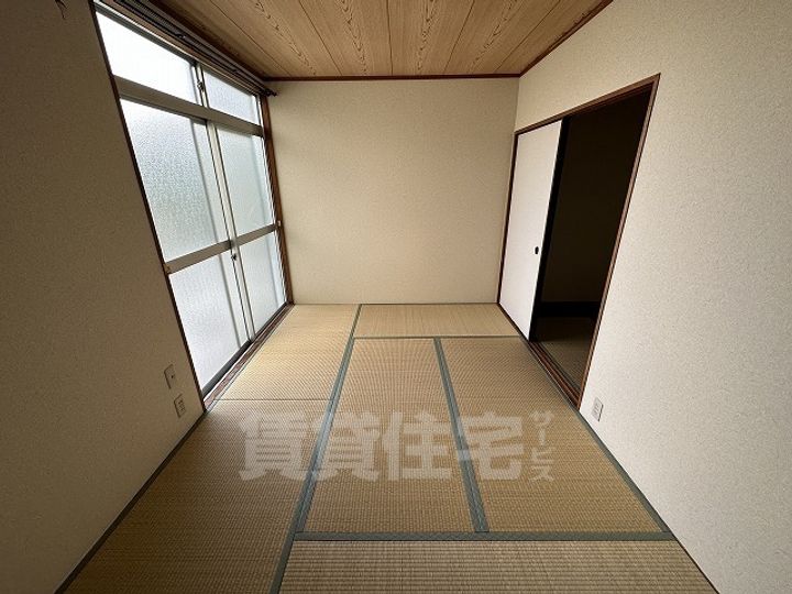 兵庫県尼崎市稲葉荘4丁目の賃貸アパートの内装