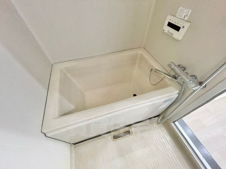 大阪府茨木市鮎川4丁目の賃貸アパートの風呂