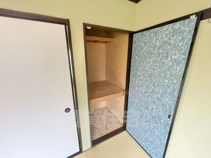 大阪府茨木市鮎川4丁目の賃貸アパートの内装