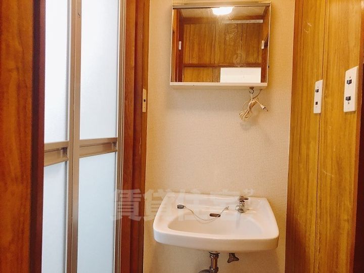 マンション イワタ205の内装