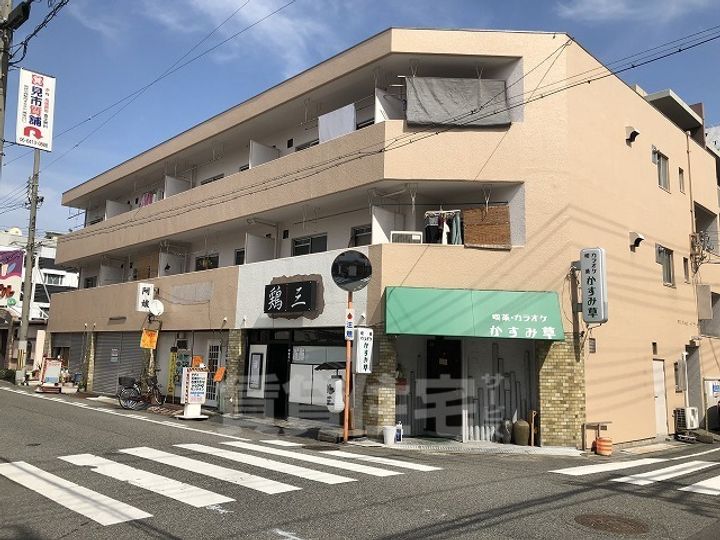 マンション イワタ205の外観