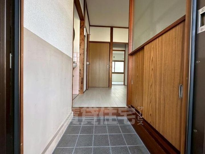 久保文化の玄関