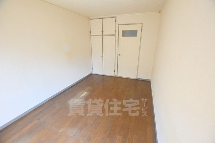 エクセルハイツ西浦302の寝室