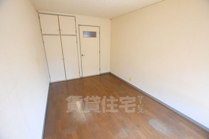 エクセルハイツ西浦302の居間