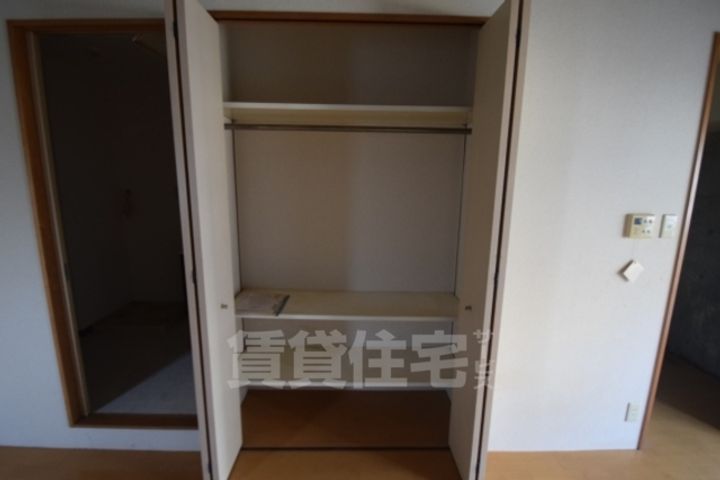 大阪府大阪市住吉区苅田7丁目の賃貸マンションの内装