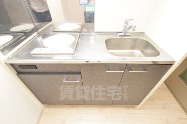 大阪府堺市北区中百舌鳥町6丁の賃貸マンションのキッチン