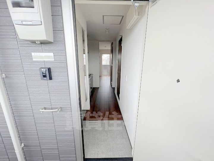 滋賀県草津市追分5丁目の賃貸アパートの玄関