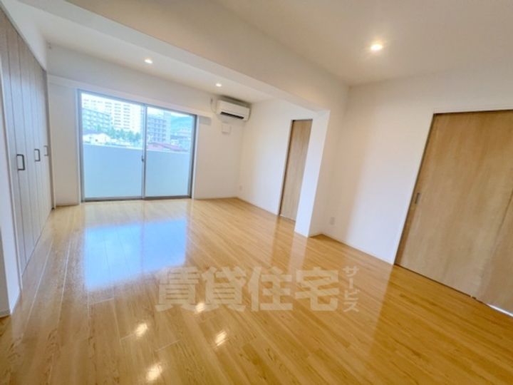 インサイトルポ山科新十条の居間