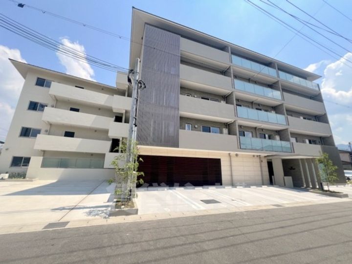 インサイトルポ山科新十条の外観