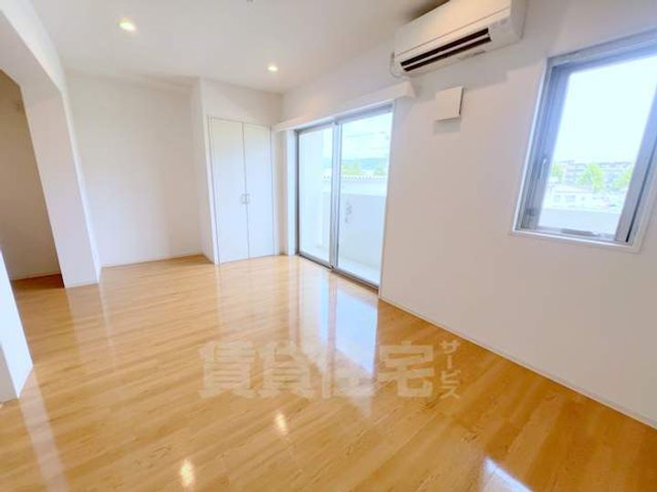 インサイトルポ山科新十条の居間