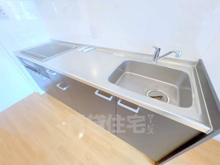 インサイトルポ山科新十条のキッチン