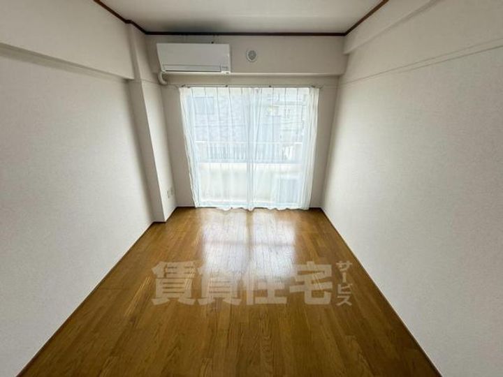 大阪府豊中市本町3丁目の賃貸マンションの内装