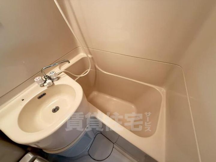 大阪府豊中市本町3丁目の賃貸マンションの風呂