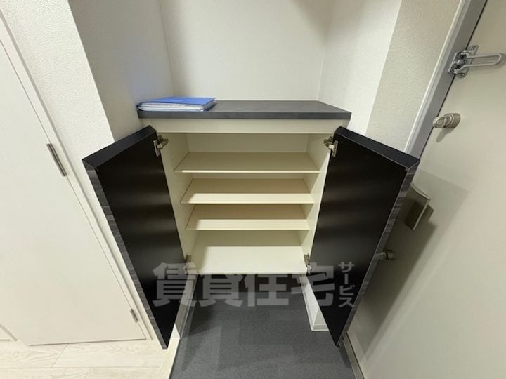大阪府堺市堺区甲斐町東1丁の賃貸マンションの内装