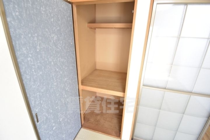 大阪府堺市南区和田東の賃貸アパートの内装